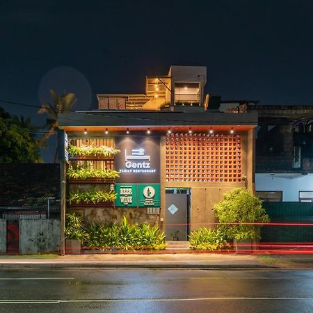 Hotel Gentz Residency & Restaurant Colombo Exterior foto