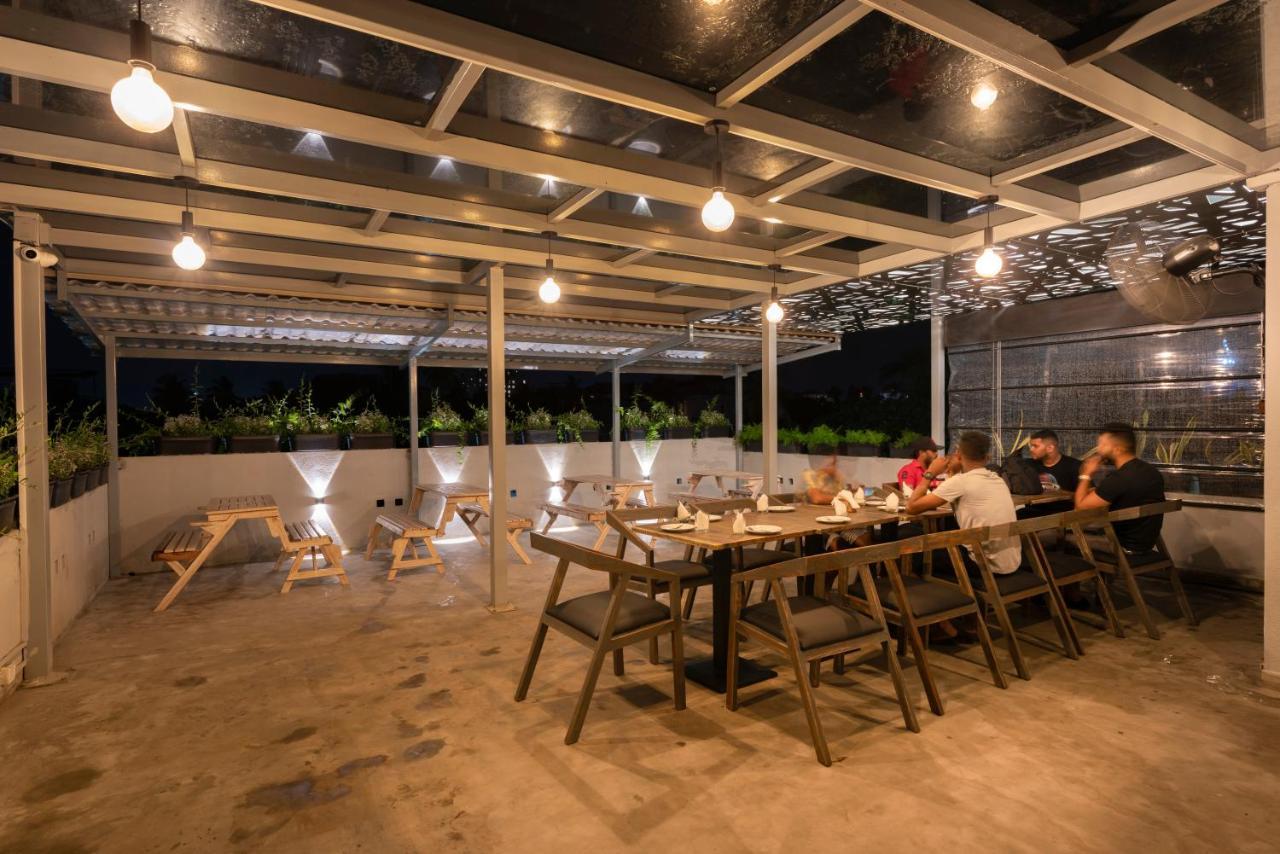 Hotel Gentz Residency & Restaurant Colombo Exterior foto